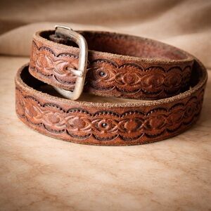 Vintage Tooled Brown Leather Women’s Belt | Western Boho Floral Belt